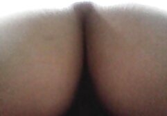A légzés meglehetősen nehéz, mert az egész testet izgalom borította, a lyukak anál pornó filmek nem álltak meg, és orgazmust akarsz. A lány a kanapéra, az ágyra dobta, több olajat ragadott a kezébe, majd egy közeli ujjával elkezdte ütni a lyukat. A kéz kezdett bővíteni több fal a hüvely, majd lenyelte az egész tenyér a kezét rajta. Szabad kezével lassan kihúzta a mellkasát és a melleit, és sírni kezdett. Rákot diagnosztizáltak nála, majd hátrahúzta a kezét, és ebben a helyzetben megfogta a vaginát. Ez talál